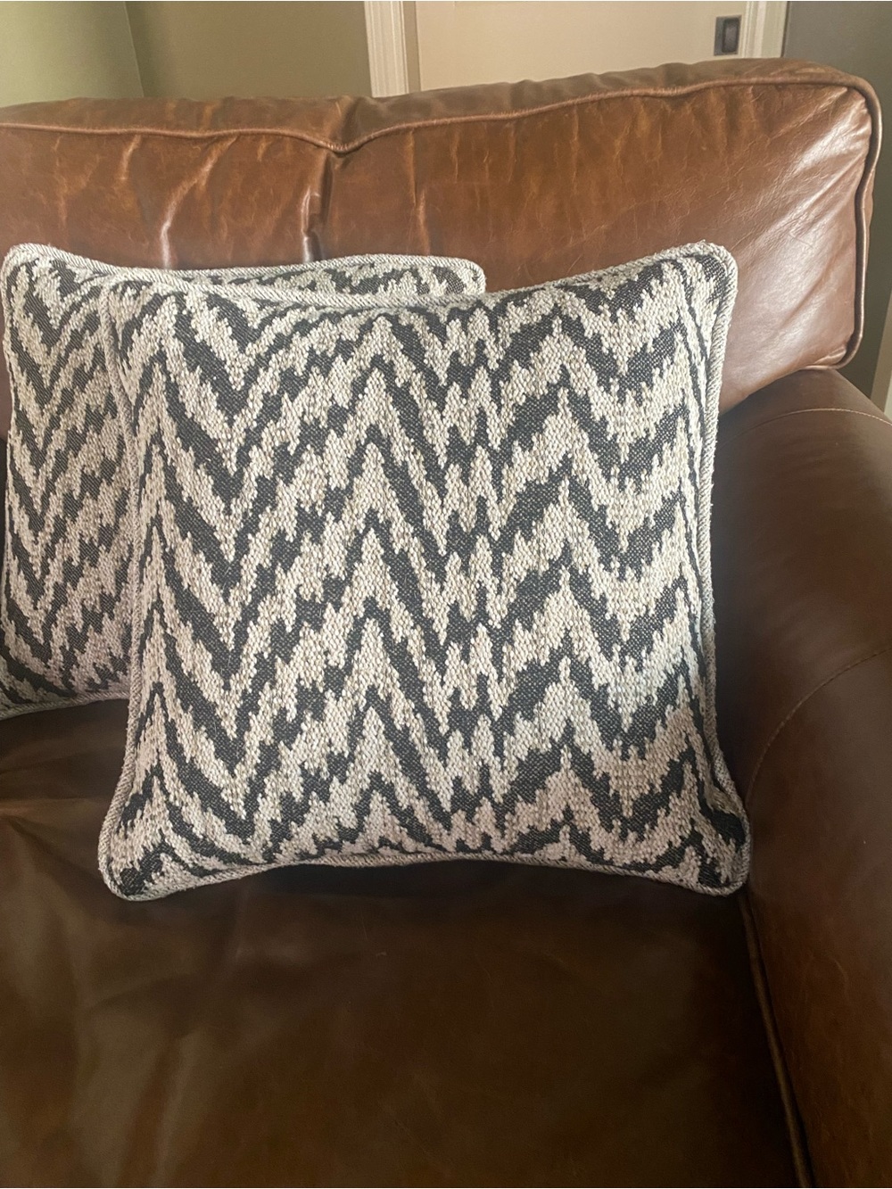 Premium Woven Chevron Throw Pillow Set Gray & Cream